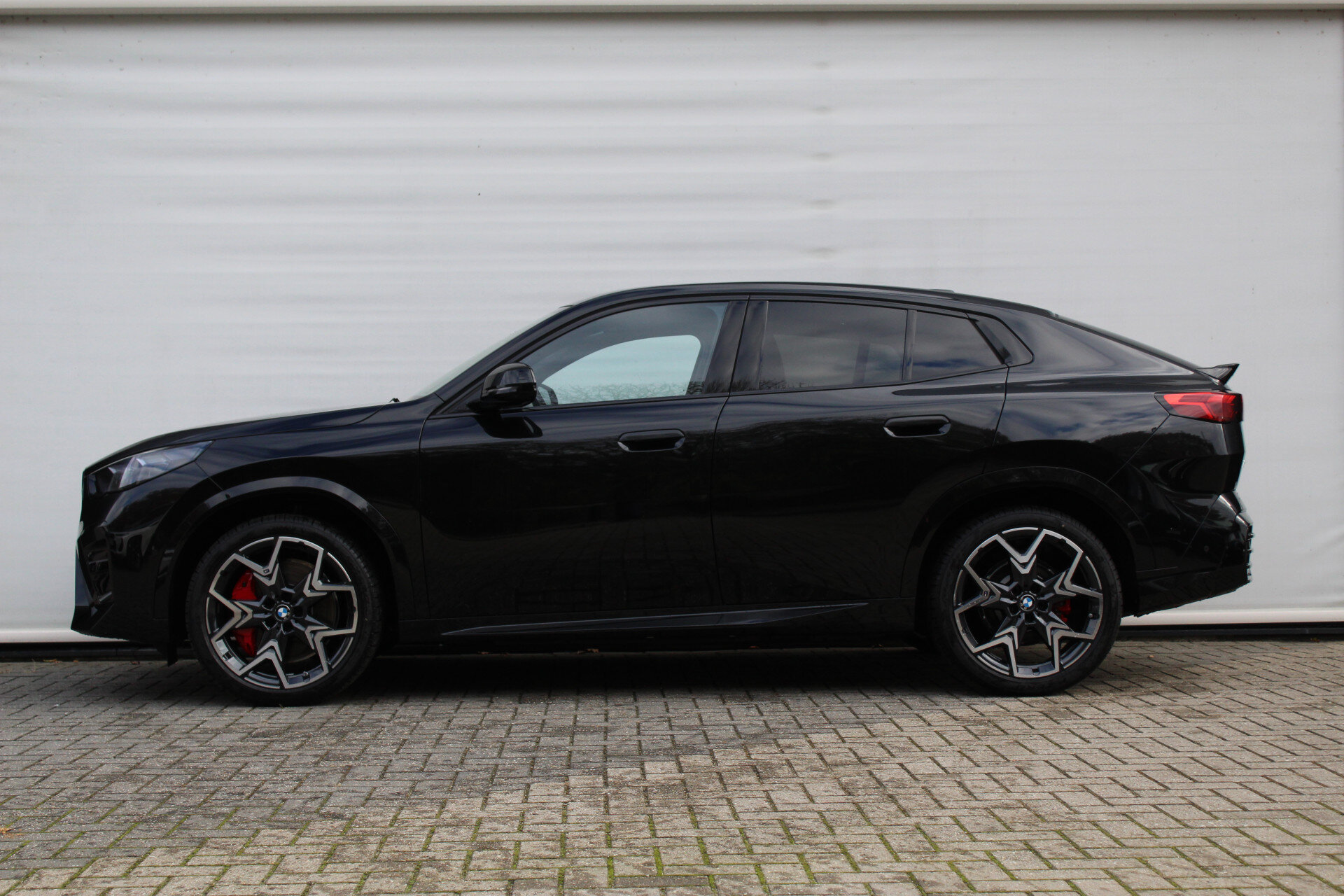 BMW iX2 xDrive30 High Executive M Sport - Afbeelding 2