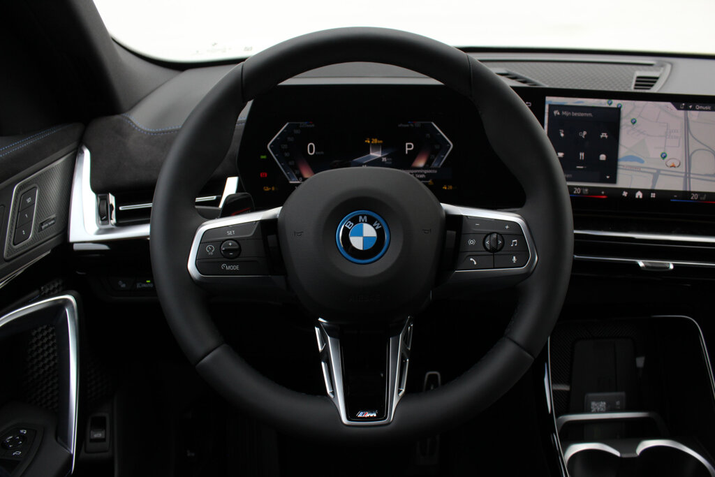 BMW iX2 20