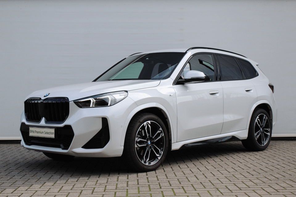 BMW X1 sDrive18i M Sport Automaat - Afbeelding 1
