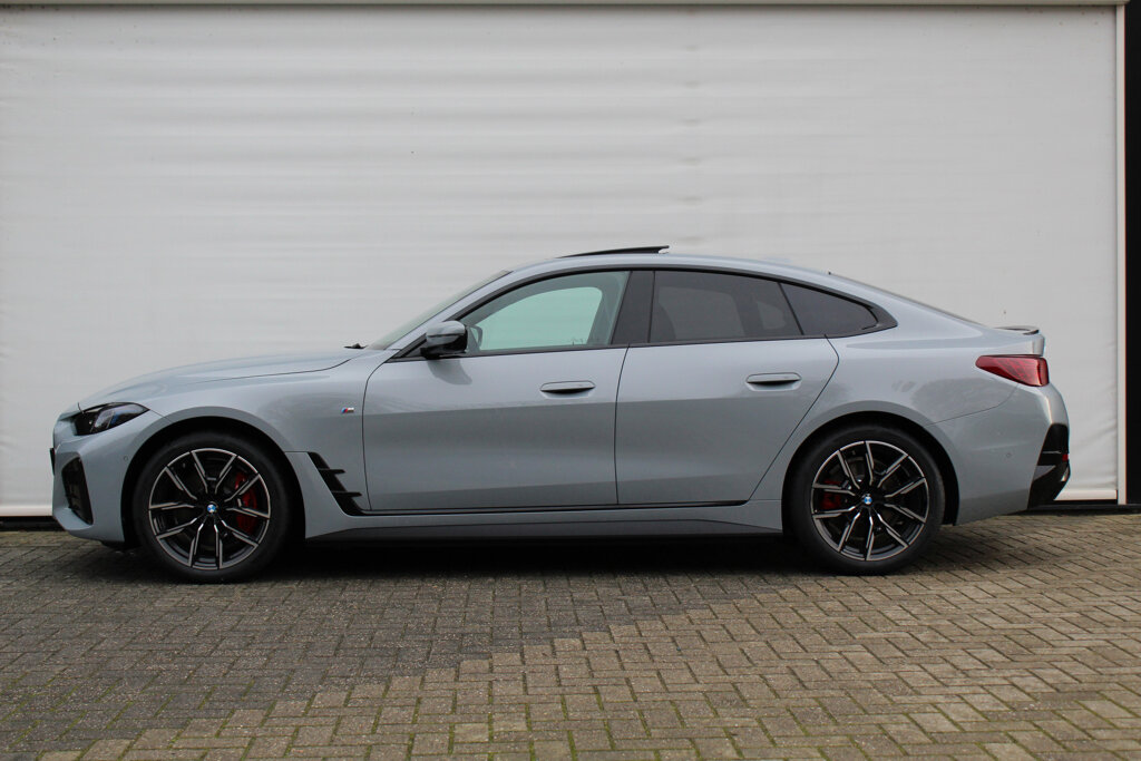 BMW i4 5