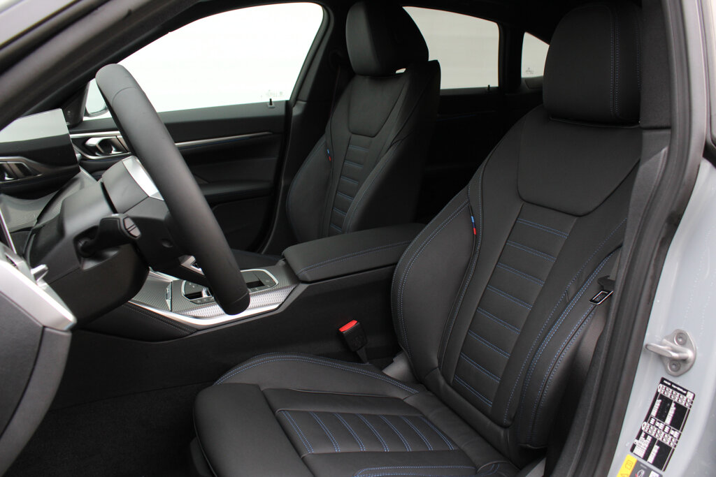 BMW i4 7