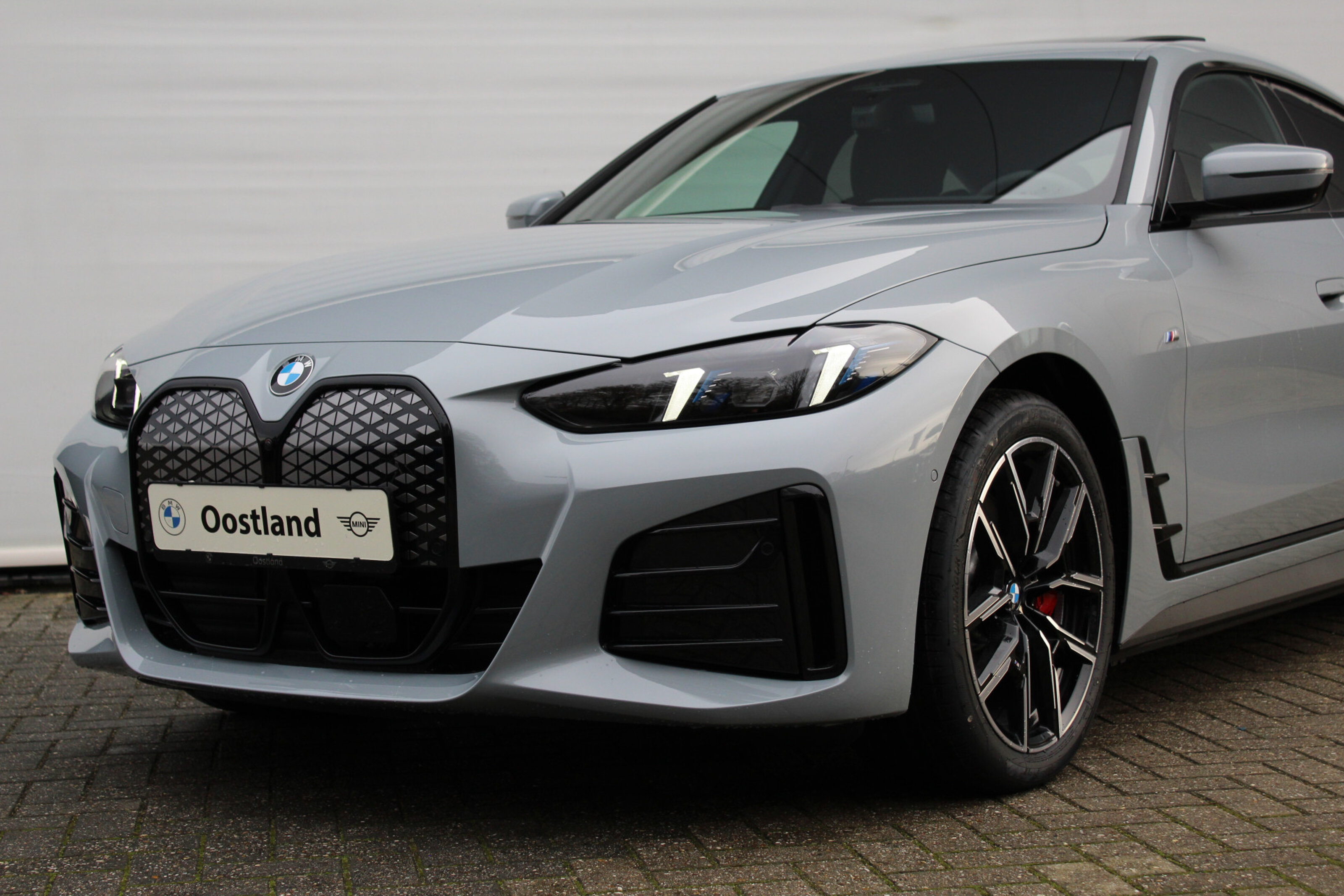 BMW i4 9