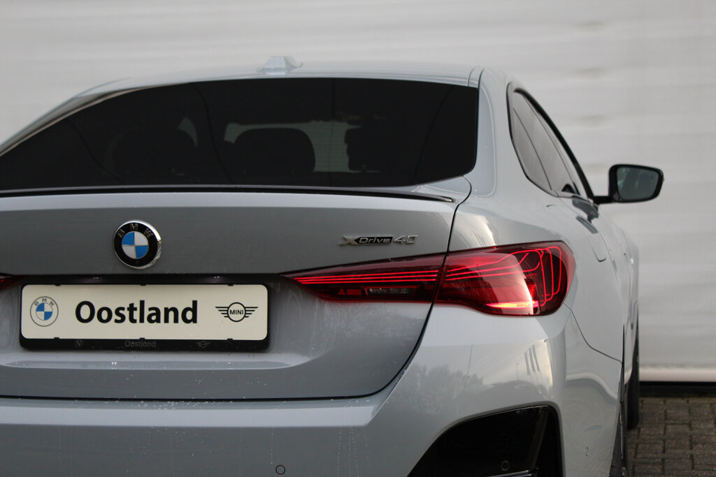 BMW i4 24