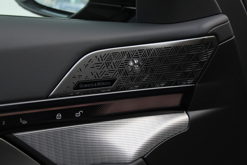 BMW i5 19
