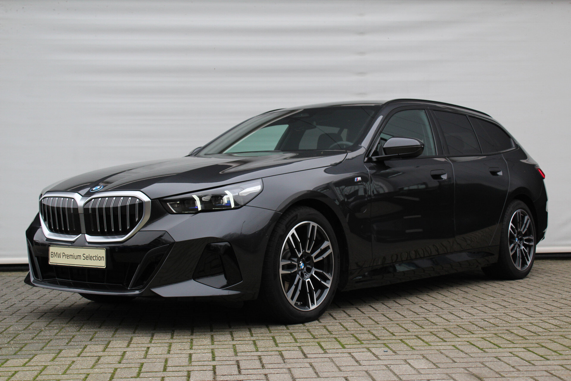 BMW 5 Serie Touring 530e M Sport Automaat