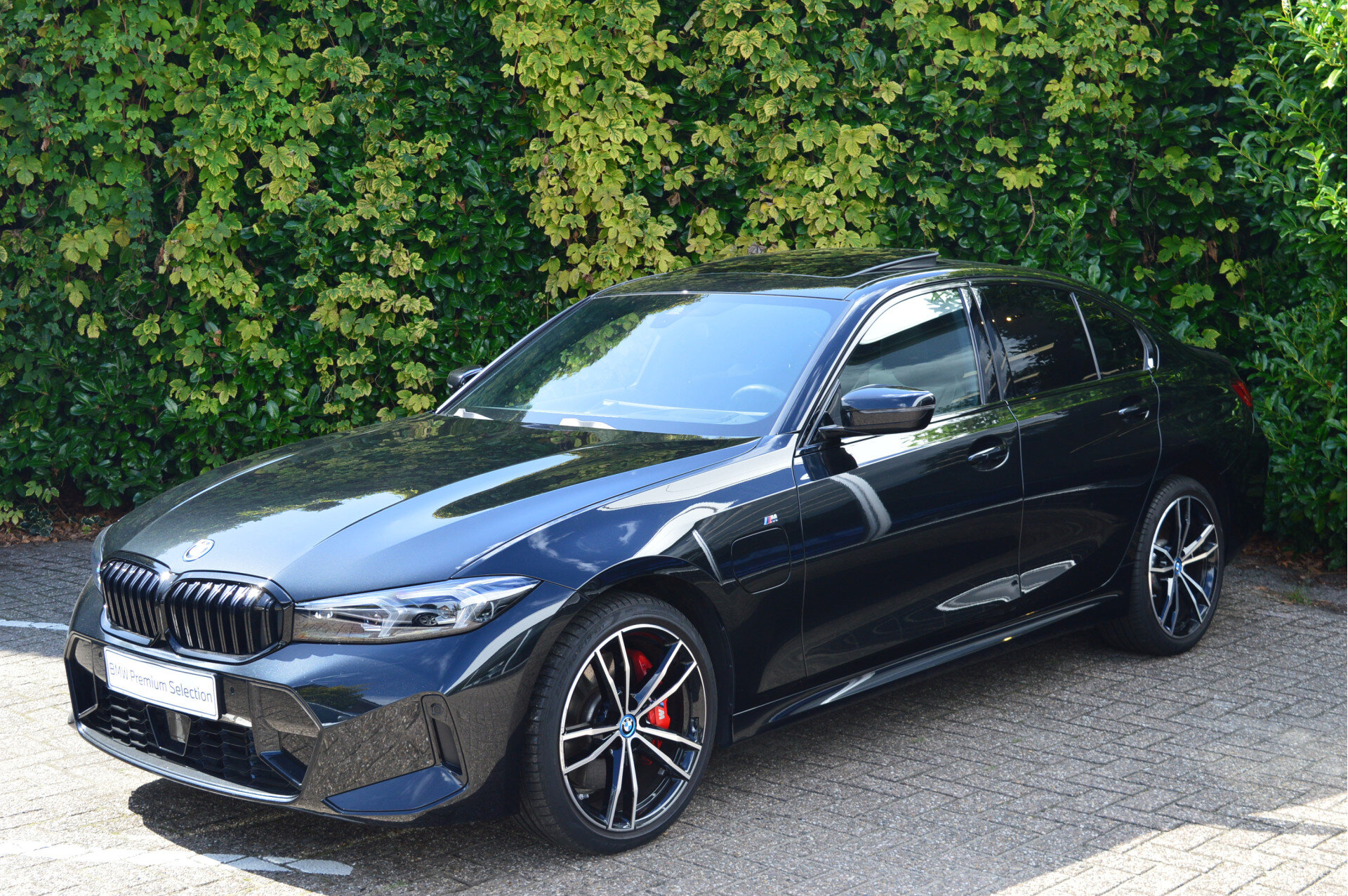 BMW 3 Serie 320e High Executive M Sport Automaat