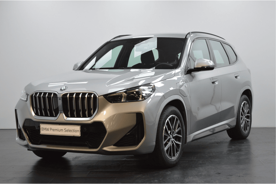 BMW X1 xDrive25e M Sport Automaat - Afbeelding 1
