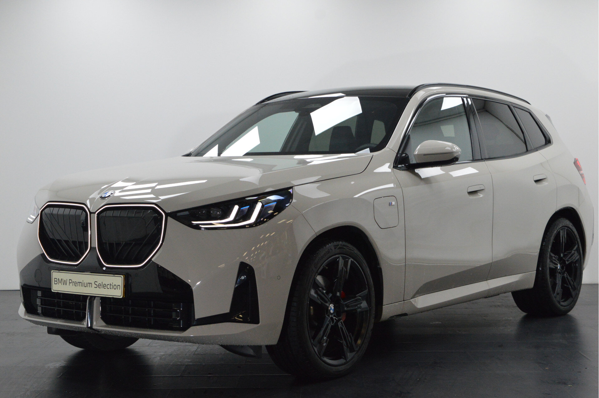 BMW X3 30e xDrive M Sport Automaat - Afbeelding 1