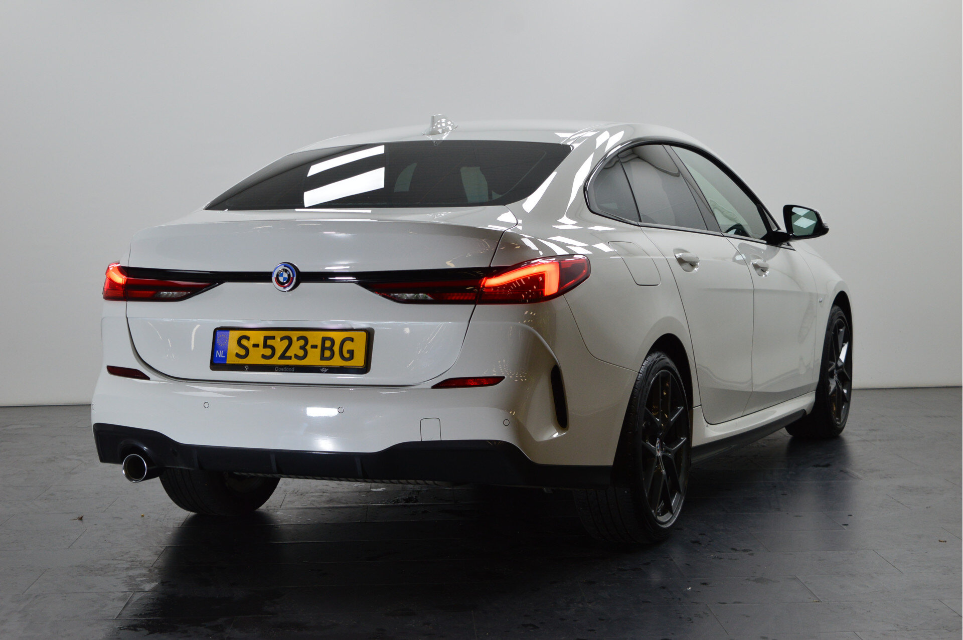 BMW 2 Serie Gran Coupé 218i M Sport Automaat - Afbeelding 3