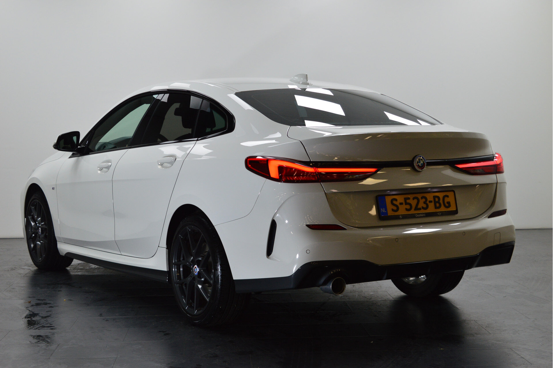 BMW 2 Serie Gran Coupé 218i M Sport Automaat - Afbeelding 4