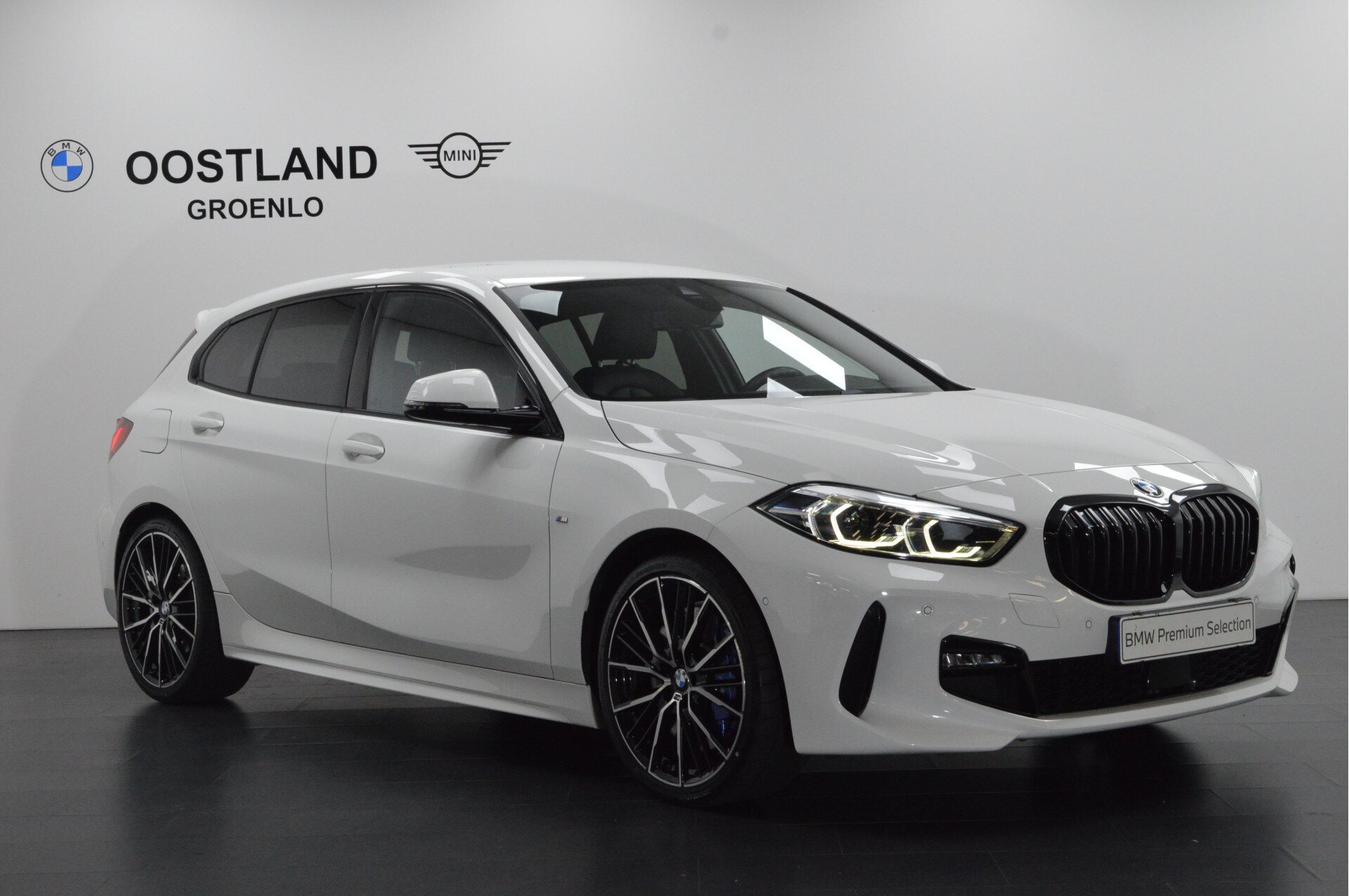 BMW 1 Serie 118i High Executive M Sport Automaat - Afbeelding 4