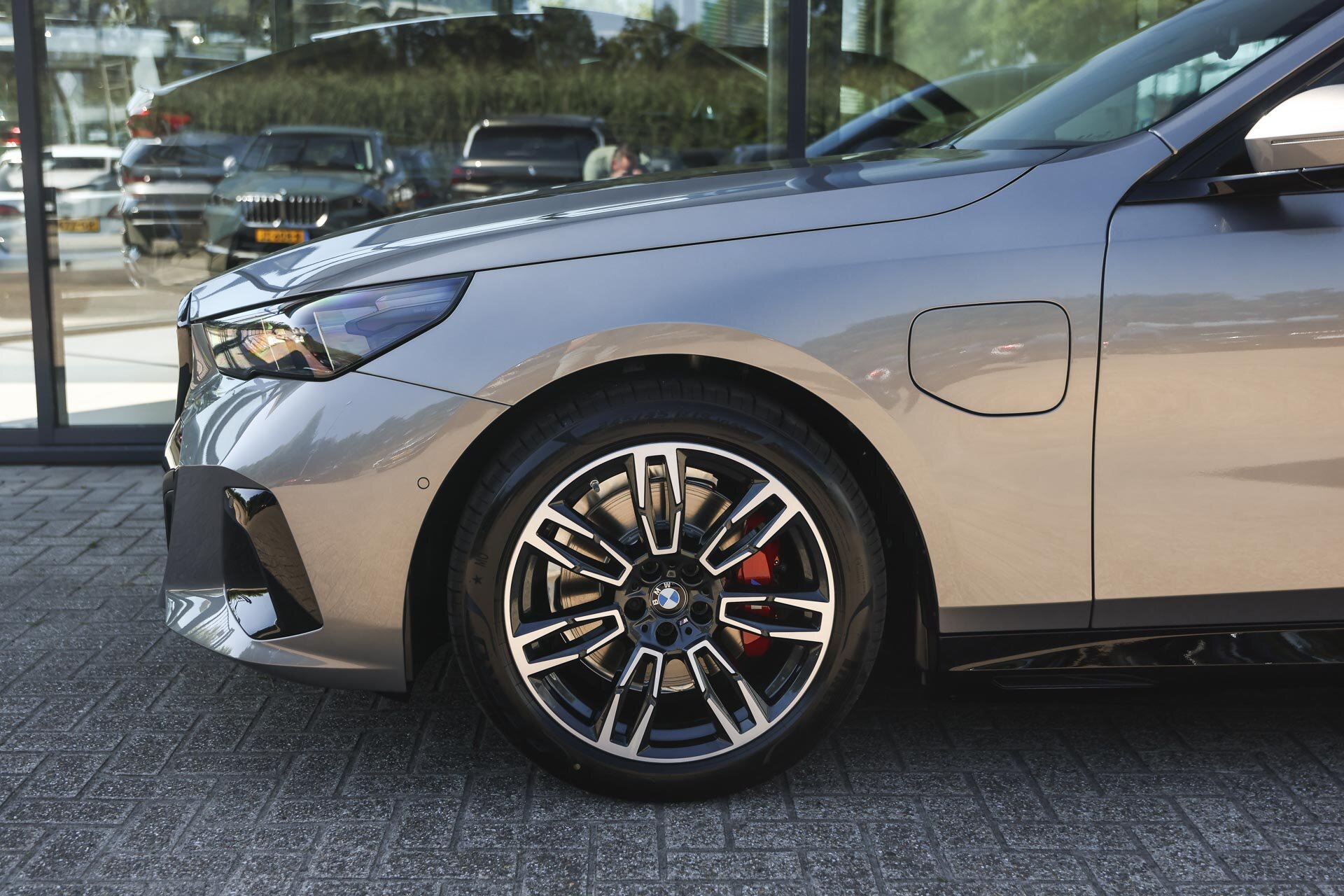 BMW 5 Serie 530e M Sport Automaat - Afbeelding 4