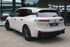 BMW iX xDrive45 M Sport - Afbeelding 2