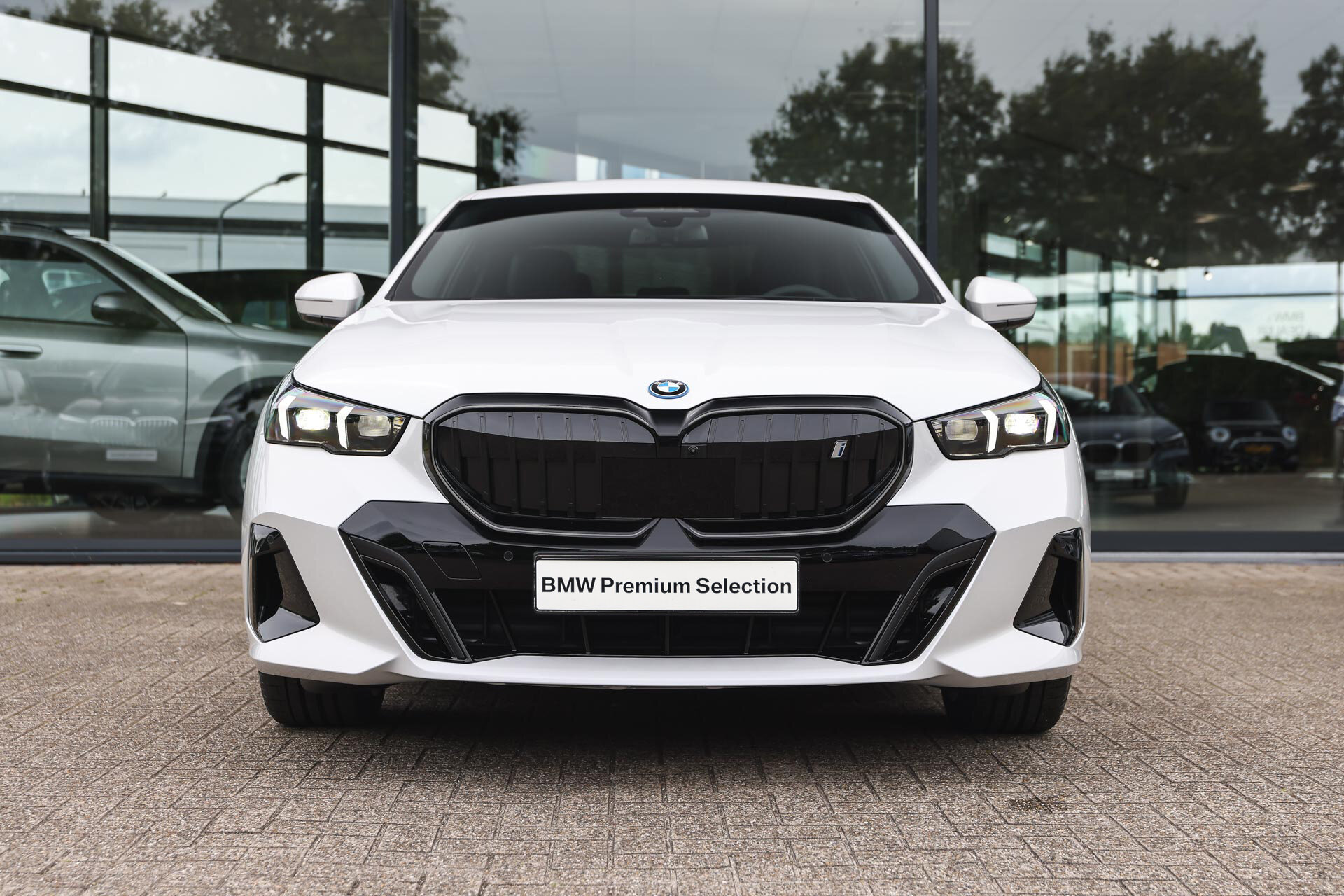 BMW i5 eDrive40 High Executive M Sport - Afbeelding 5