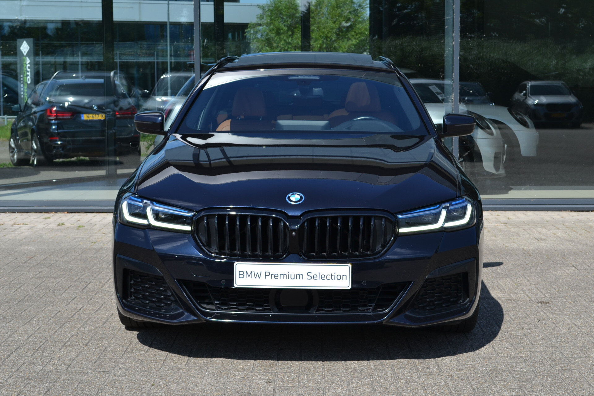 BMW 5 Serie Touring 530e xDrive High Executive M Sport Automaat - Afbeelding 5