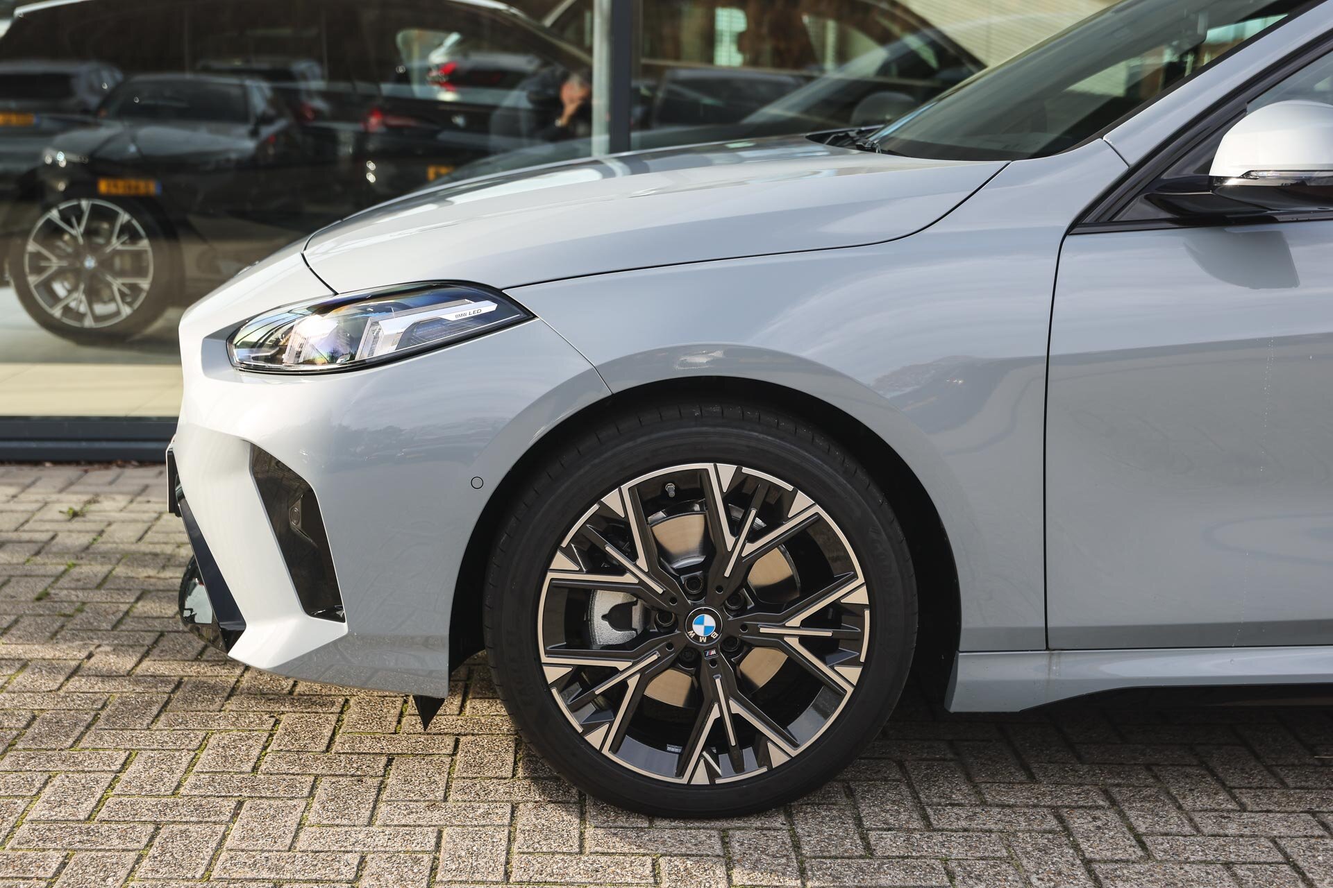 BMW 1 Serie 120 High Executive M Sport Automaat - Afbeelding 4