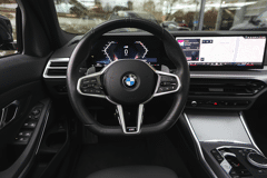 BMW 3 Serie Touring 320i M Sport Automaat - Afbeelding 3