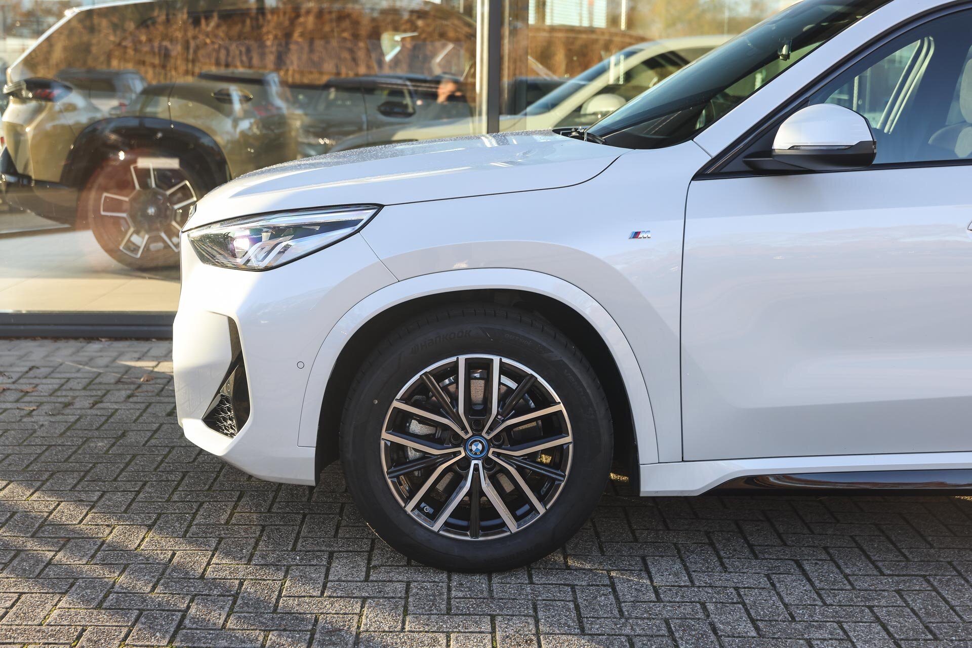 BMW iX1 xDrive30 M Sport - Afbeelding 4