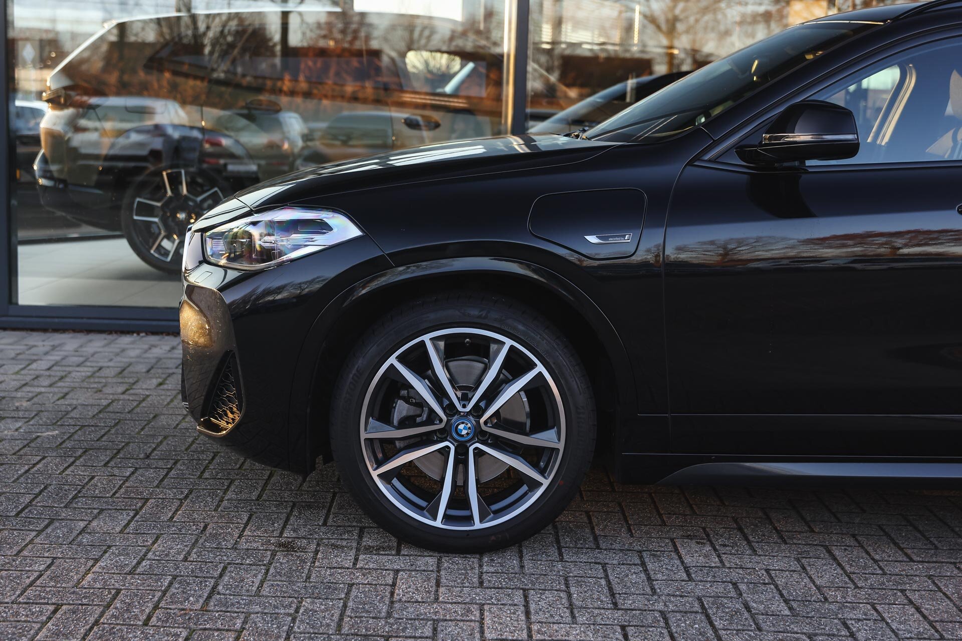 BMW X2 xDrive25e M Sport Automaat - Afbeelding 4