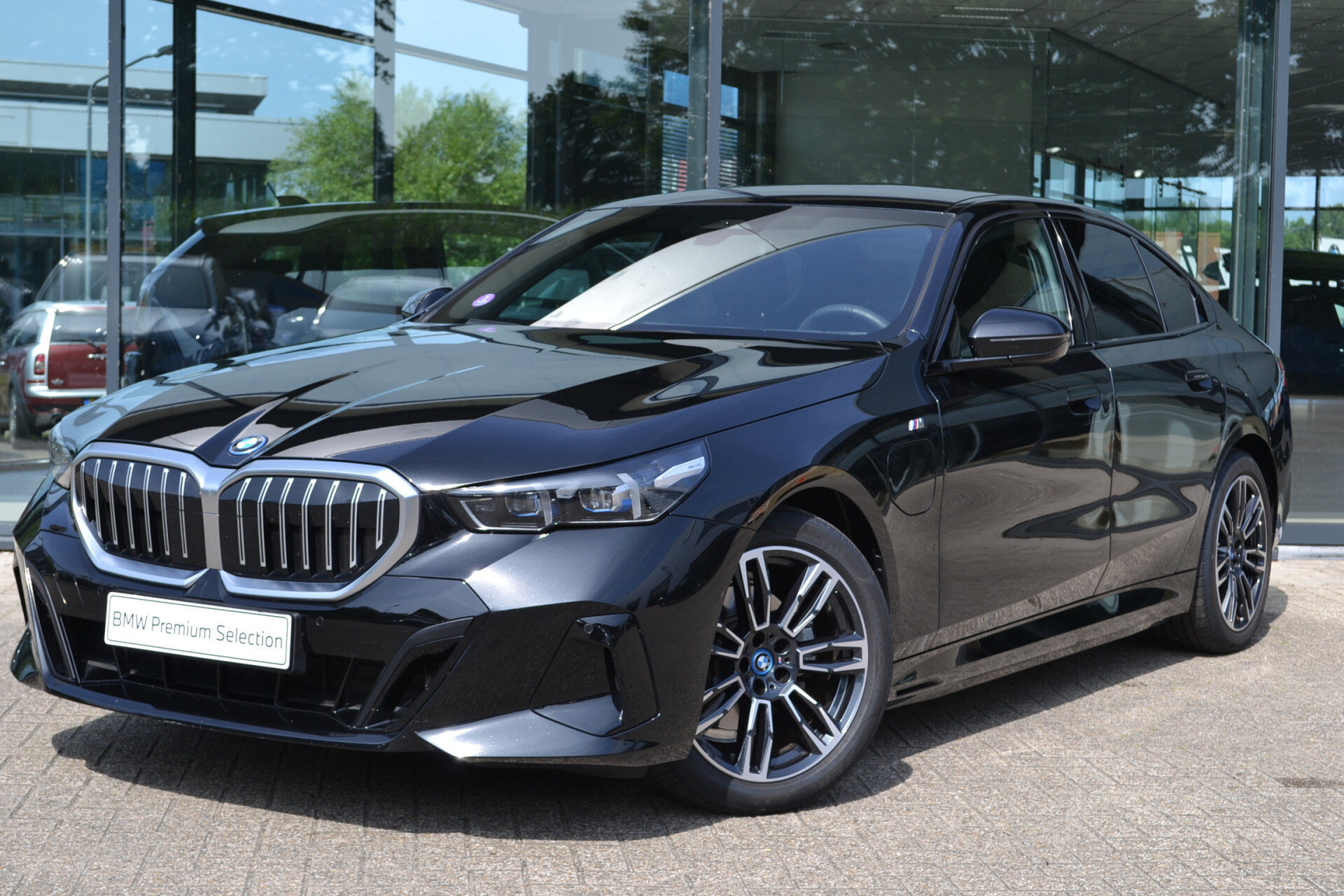 BMW 5 Serie 530e M Sport Automaat