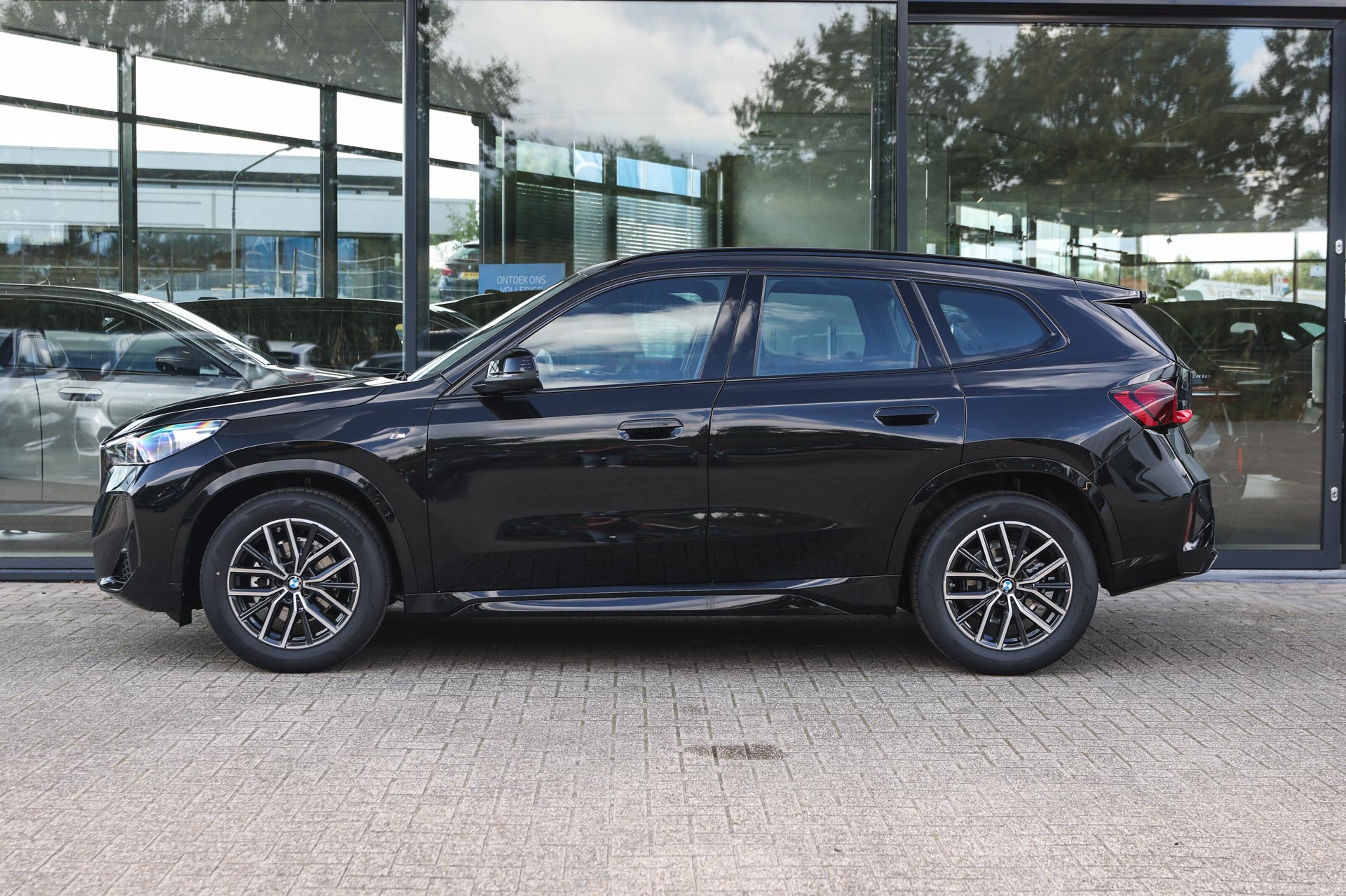 BMW X1 7