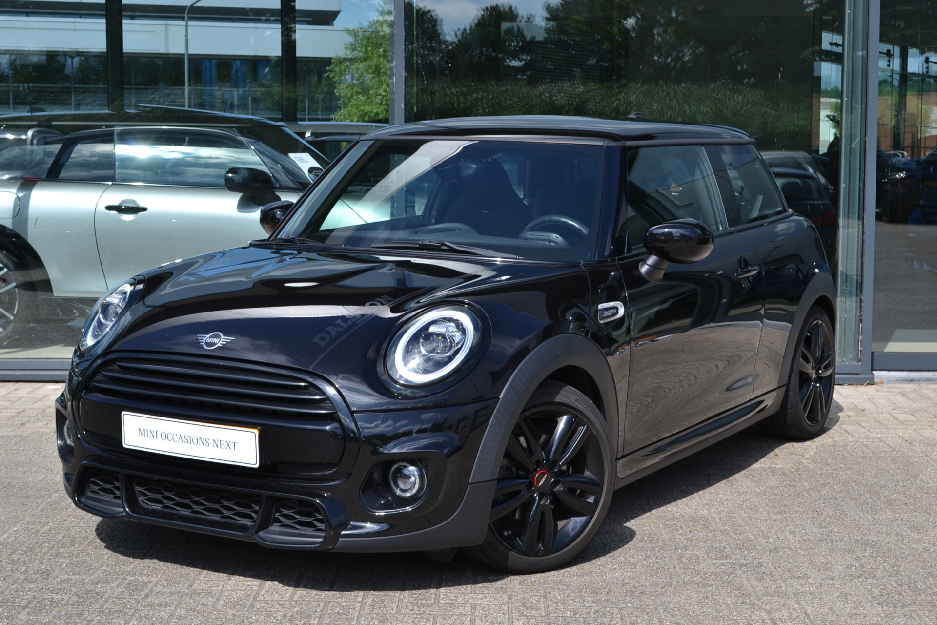 MINI Cooper Hatchback JCW