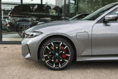 BMW 3 Serie 330e M Sport Automaat - Afbeelding 5