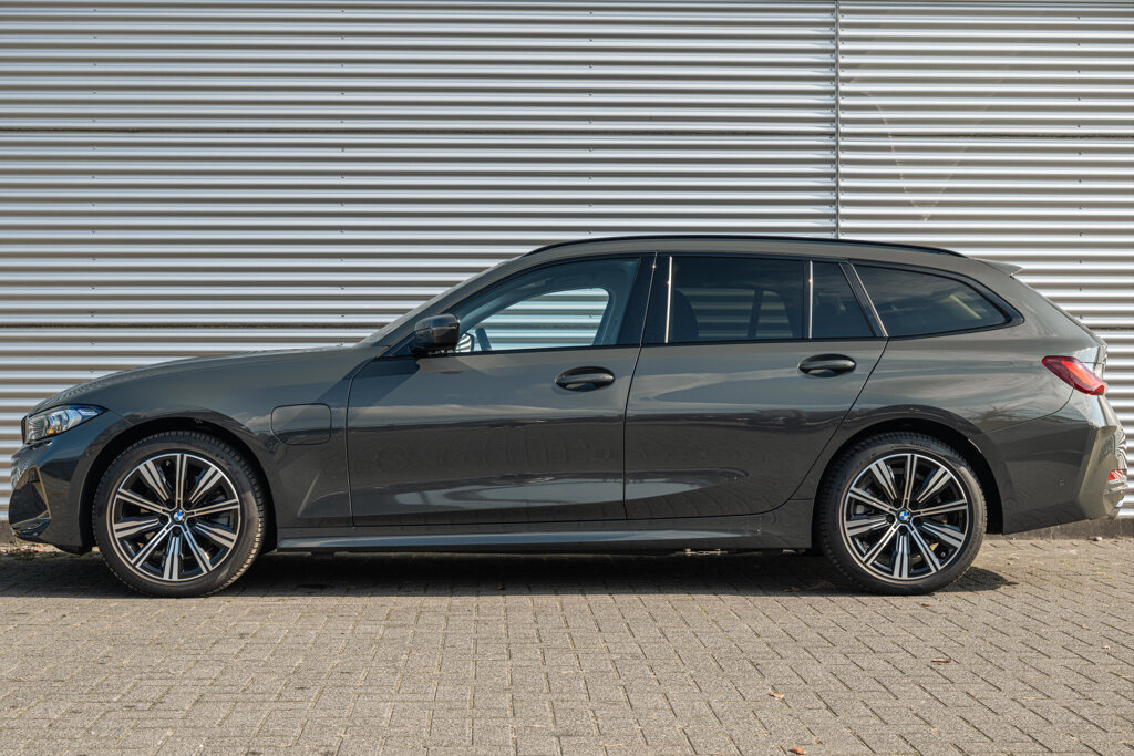 BMW 3 Serie 33