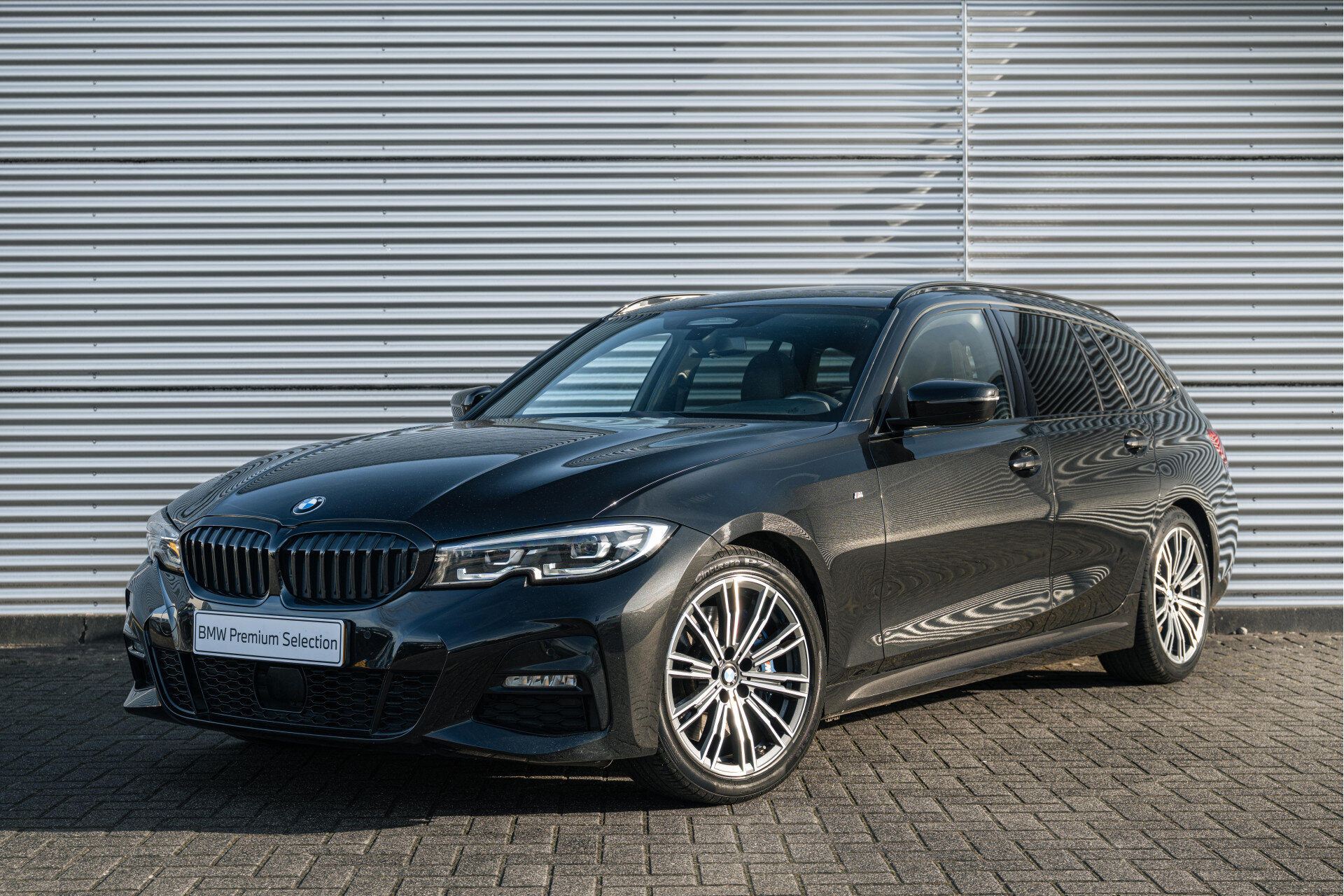 BMW 3 Serie Touring 330i High Executive M Sport Automaat