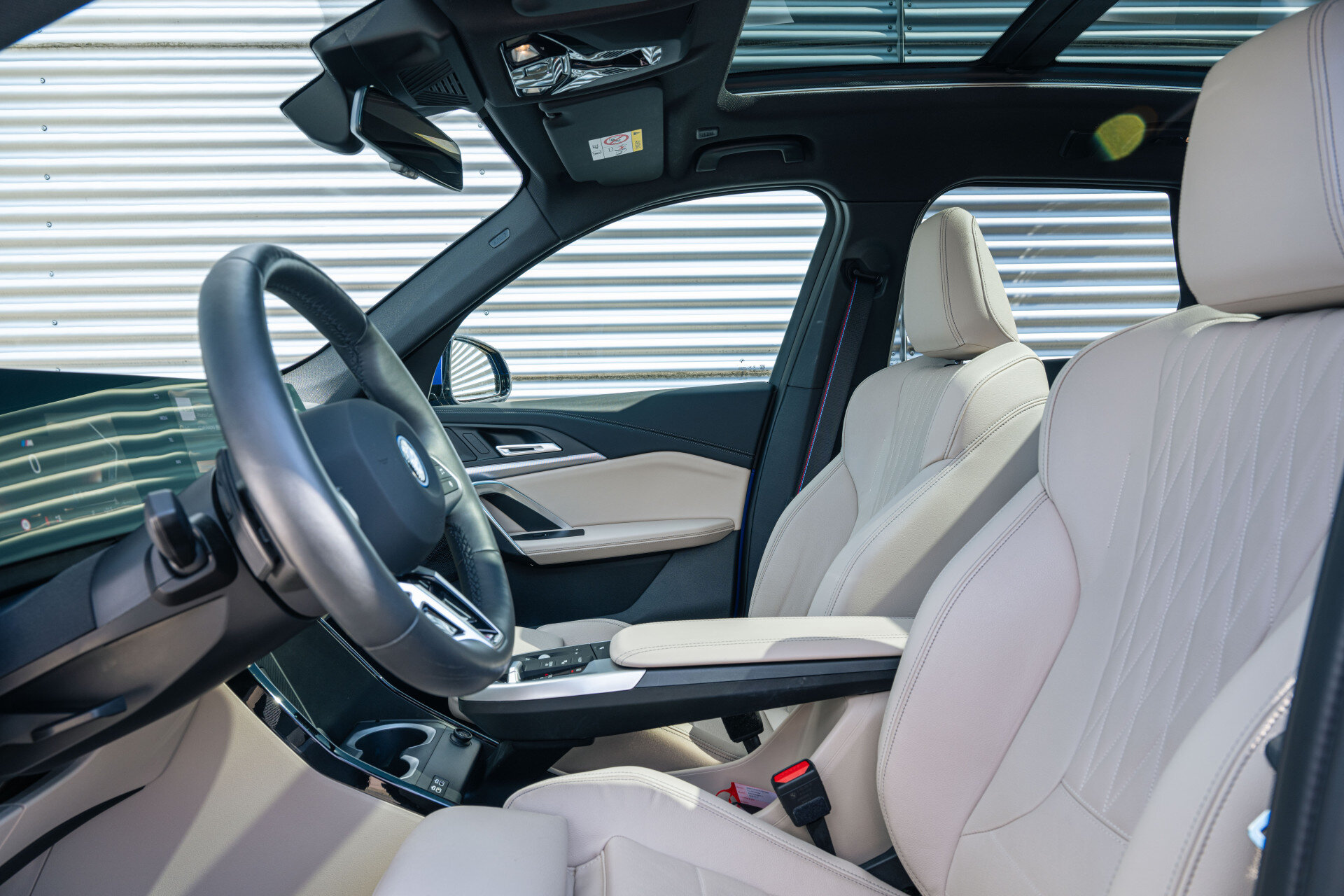 BMW X1 xDrive25e M Sport Automaat - Afbeelding 4