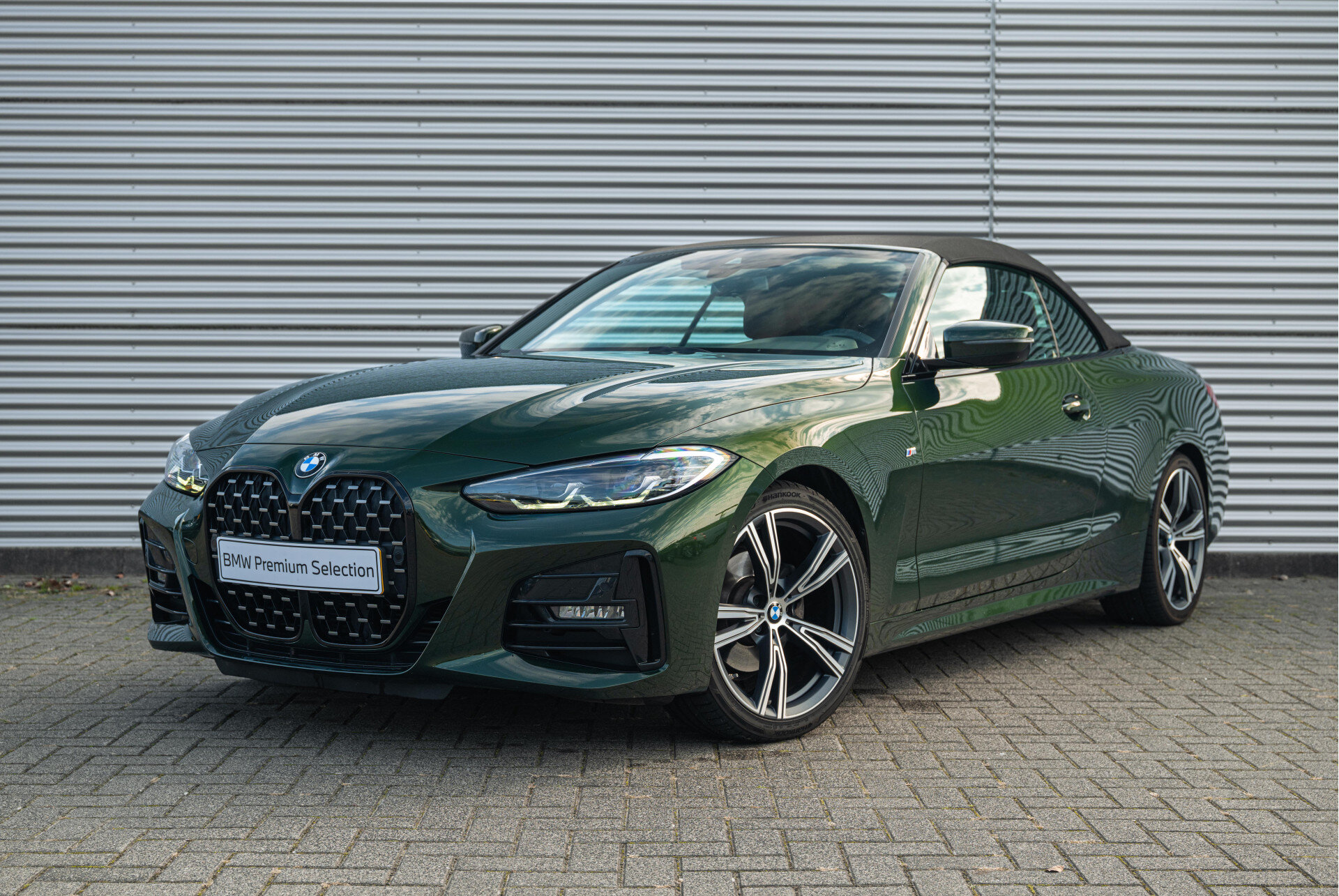 BMW 4 Serie Cabrio 420i High Executive M Sport Automaat