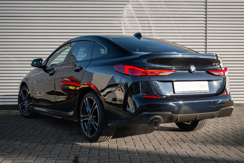 BMW 2 Serie 33