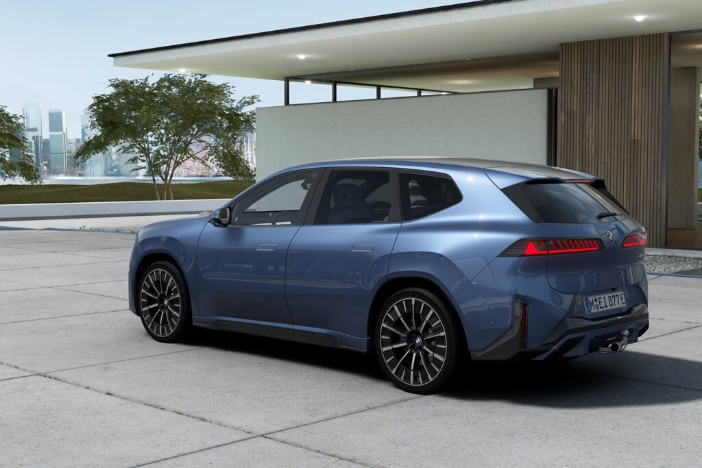 BMW iX3 2