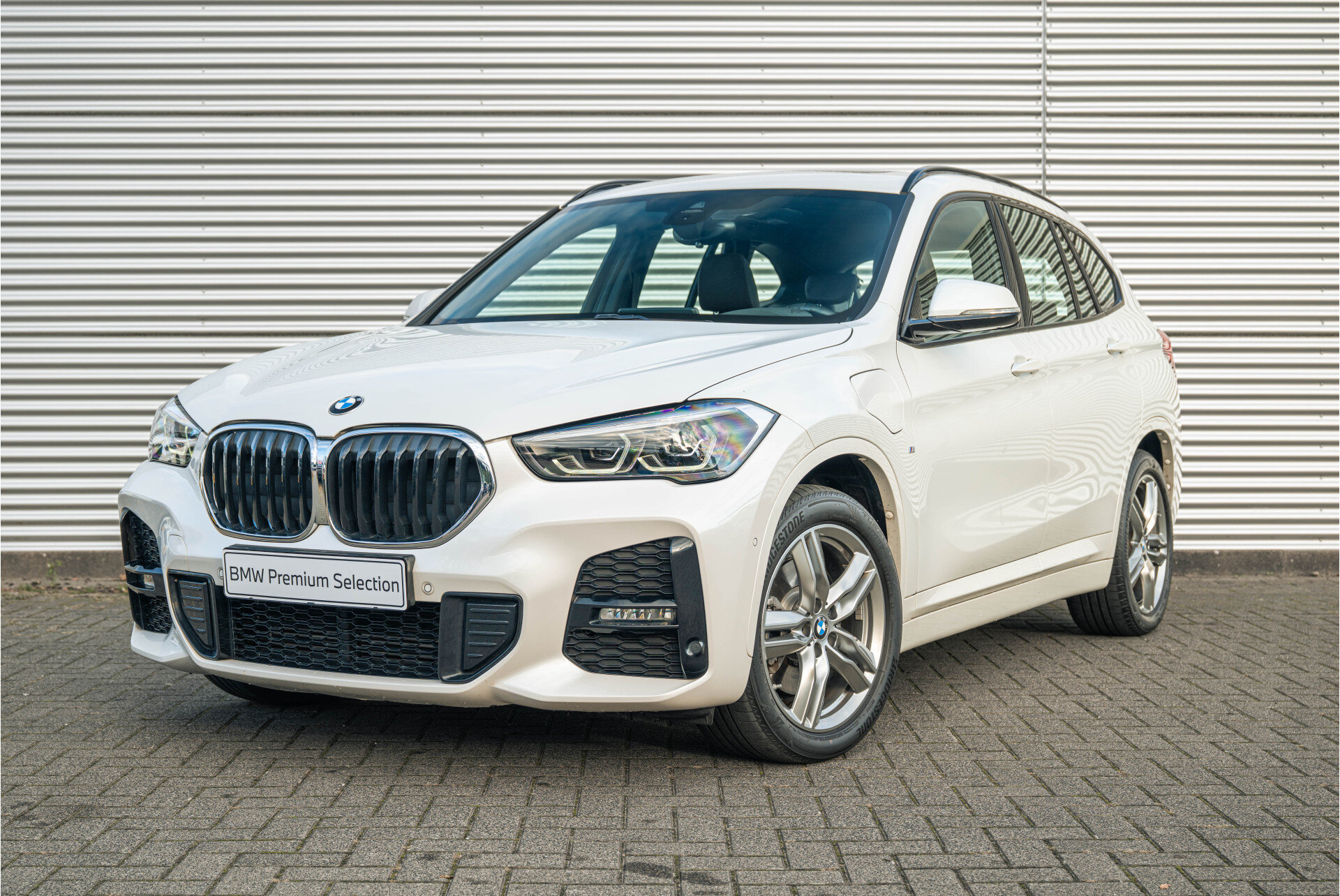 BMW X1 xDrive25e High Executive M Sport Automaat