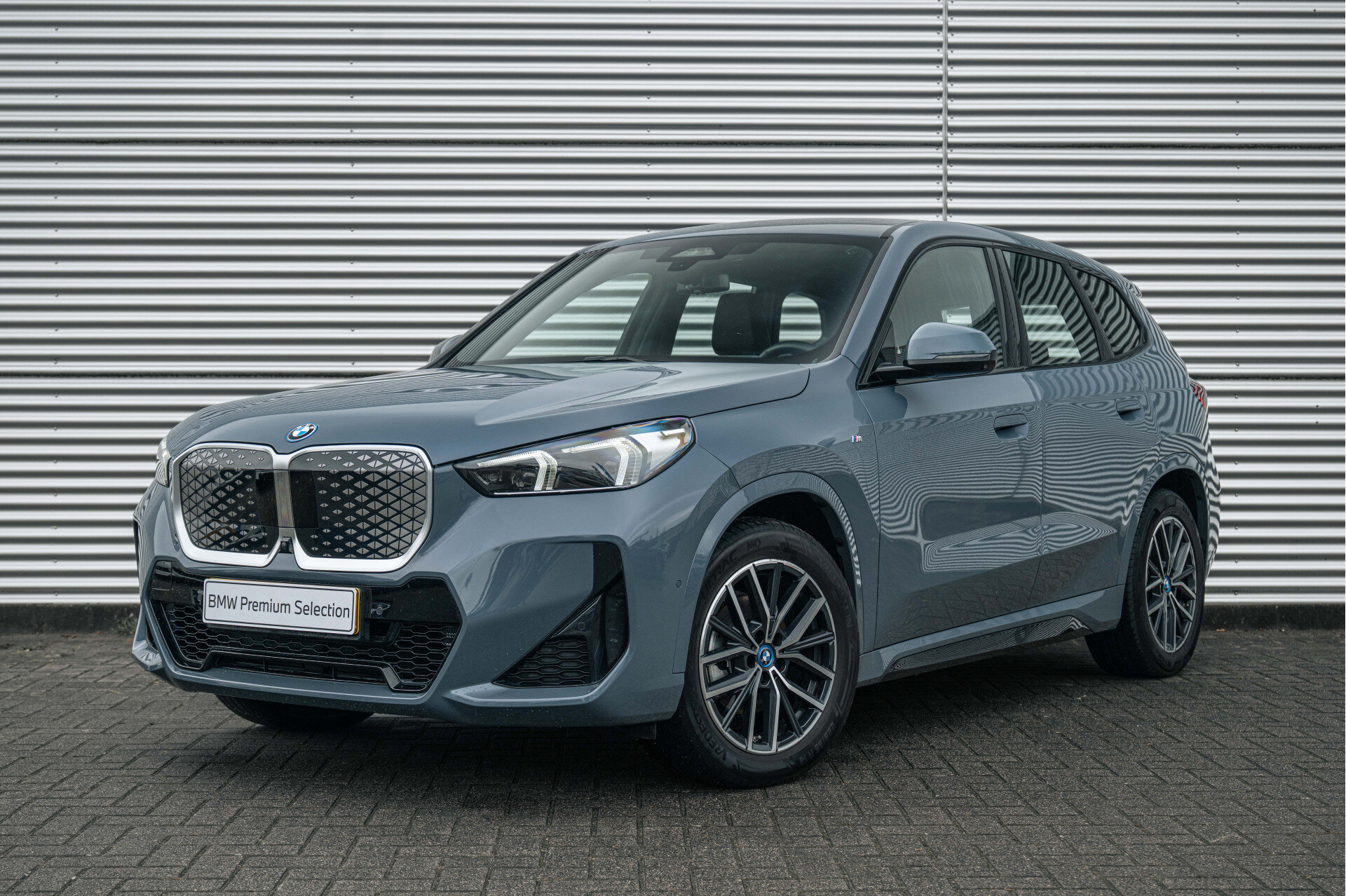 BMW iX1 eDrive20 High Executive M Sport