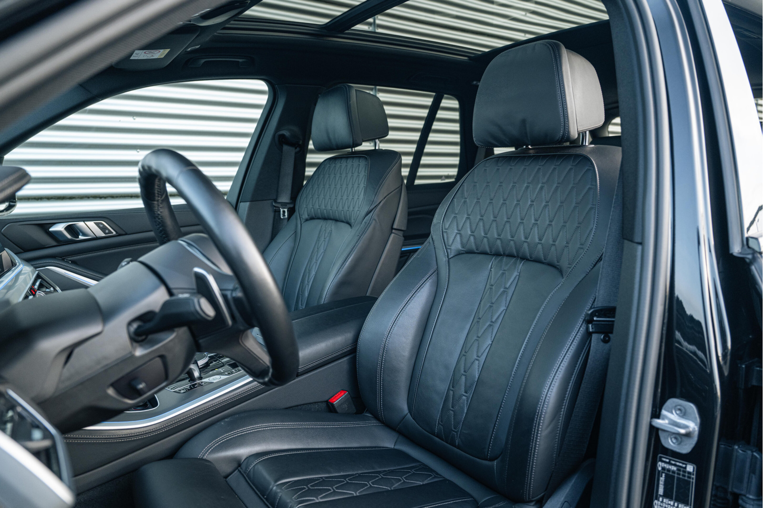 BMW X5 8
