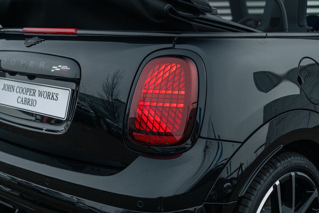 MINI Cooper Cabrio 23