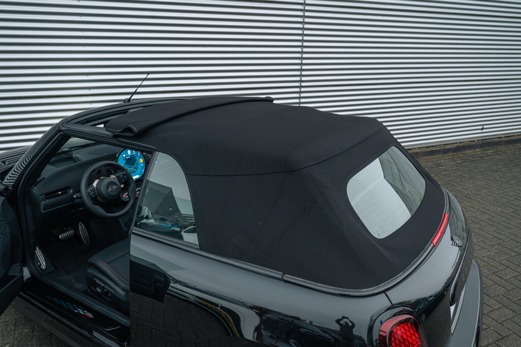 MINI Cooper Cabrio 41