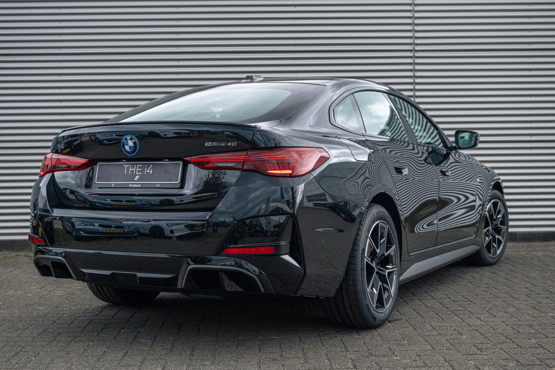BMW i4 eDrive40 High Executive M Sport - Afbeelding 2