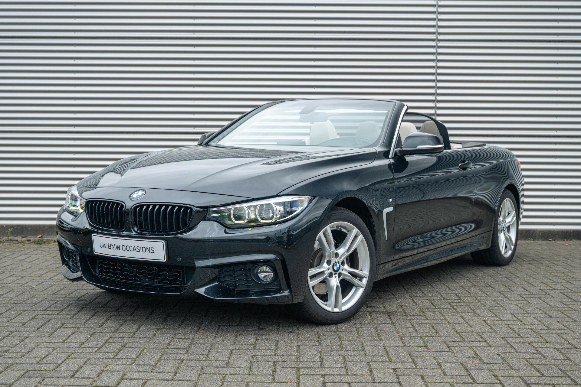 BMW 4 Serie Cabrio 430i xDrive High Executive M Sport Automaat