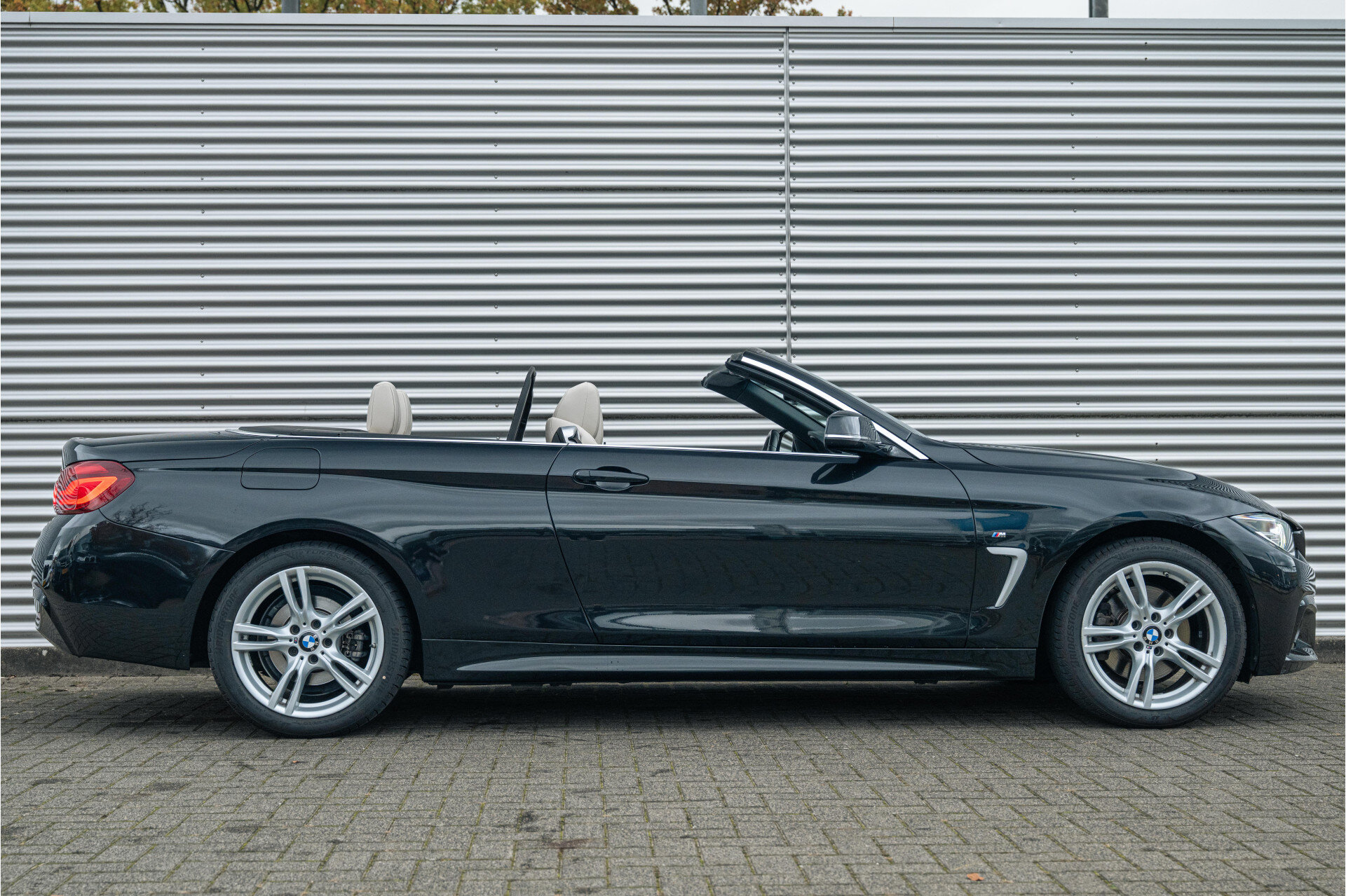 BMW 4 Serie Cabrio 430i xDrive High Executive M Sport Automaat - Afbeelding 3