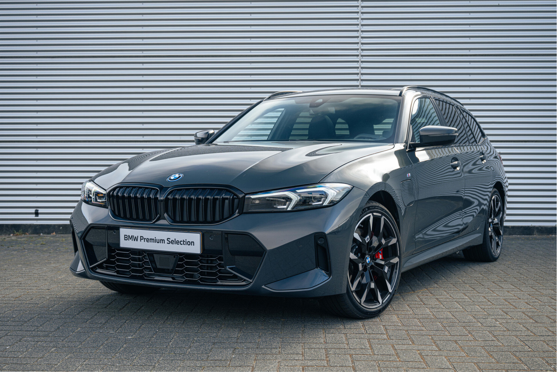 BMW 3 Serie Touring 330e M Sport Automaat