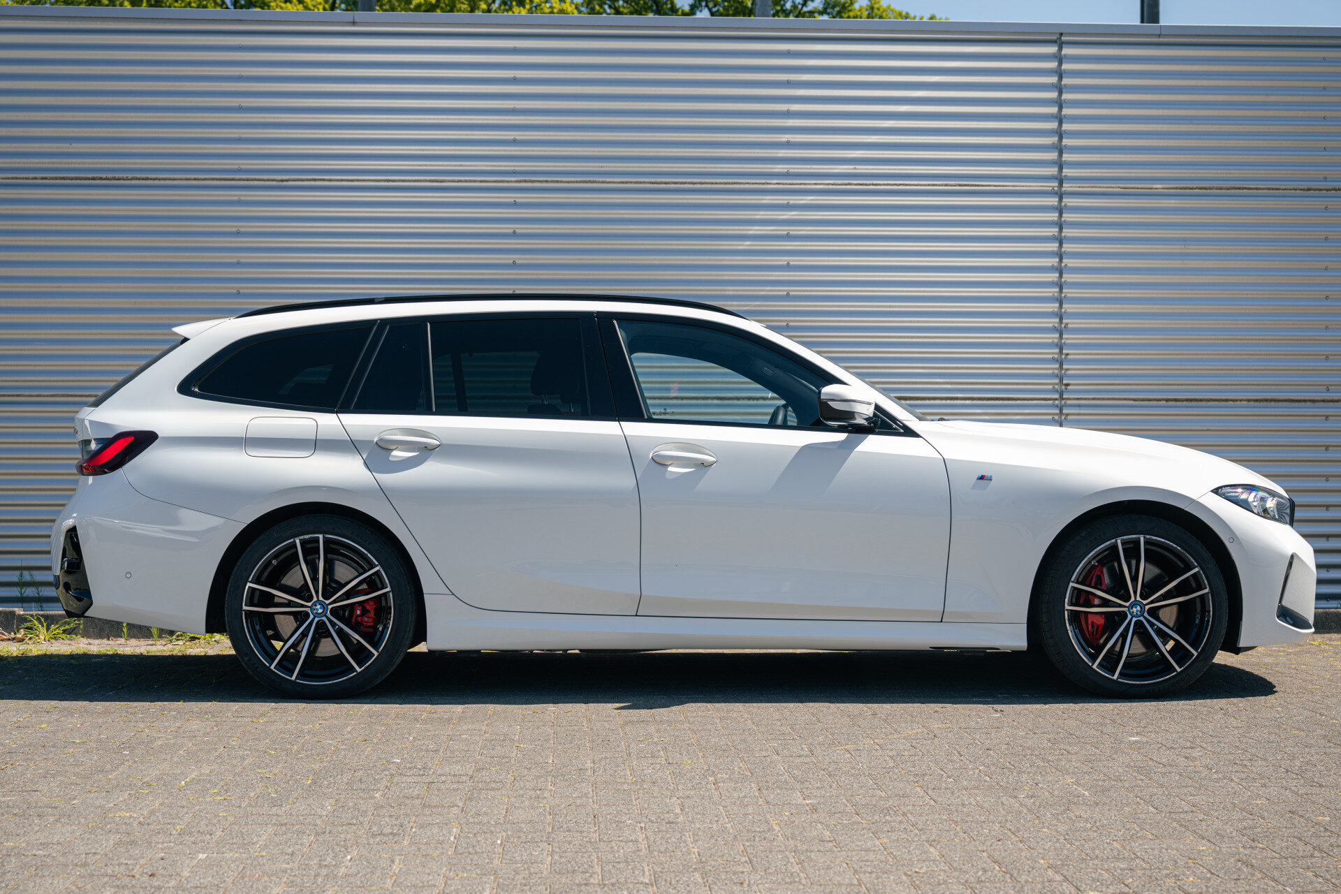 BMW 3 Serie Touring 320e High Executive M Sport Automaat - Afbeelding 3