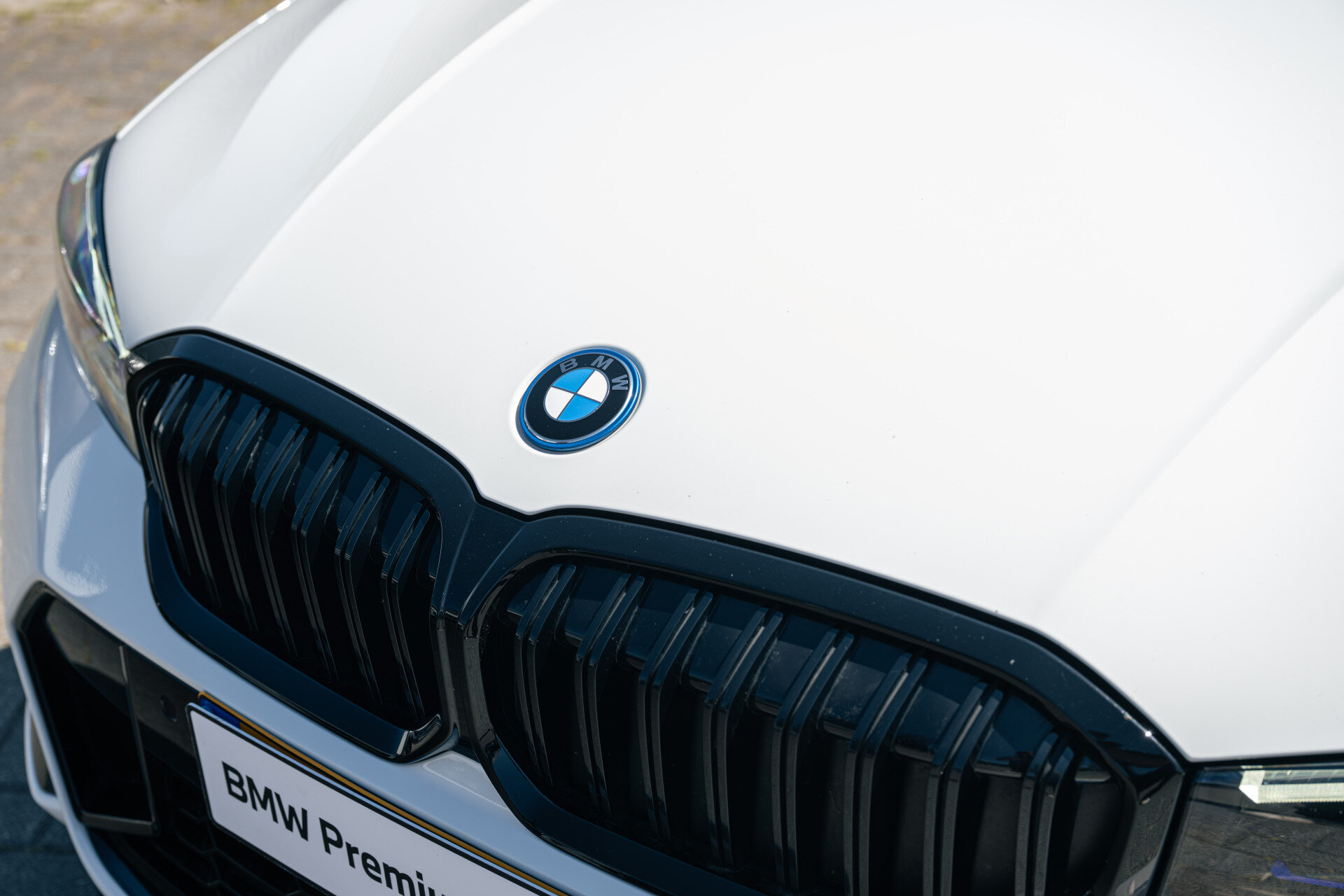 BMW 3 Serie Touring 320e High Executive M Sport Automaat - Afbeelding 5