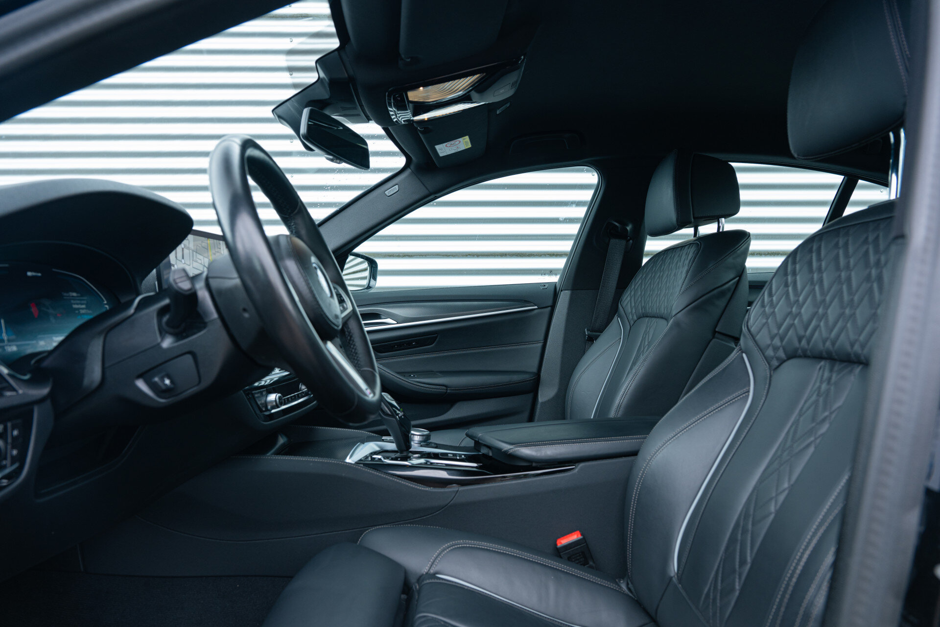 BMW 5 Serie 530e High Executive M Sport Automaat - Afbeelding 4