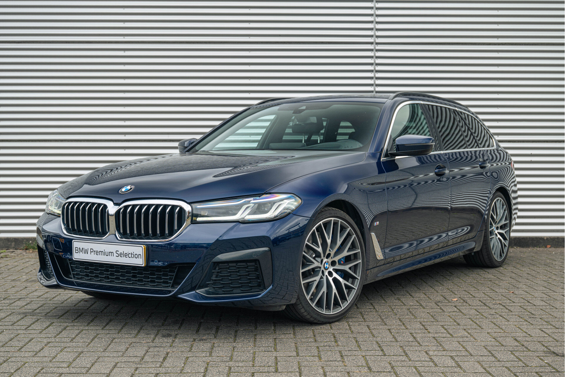 BMW 5 Serie Touring 540i xDrive High Executive M Sport Automaat