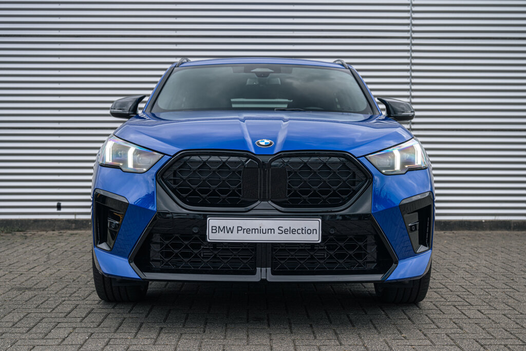 BMW X2 13