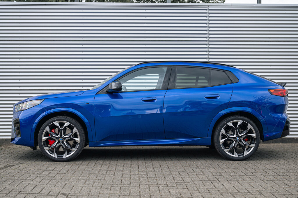 BMW X2 44