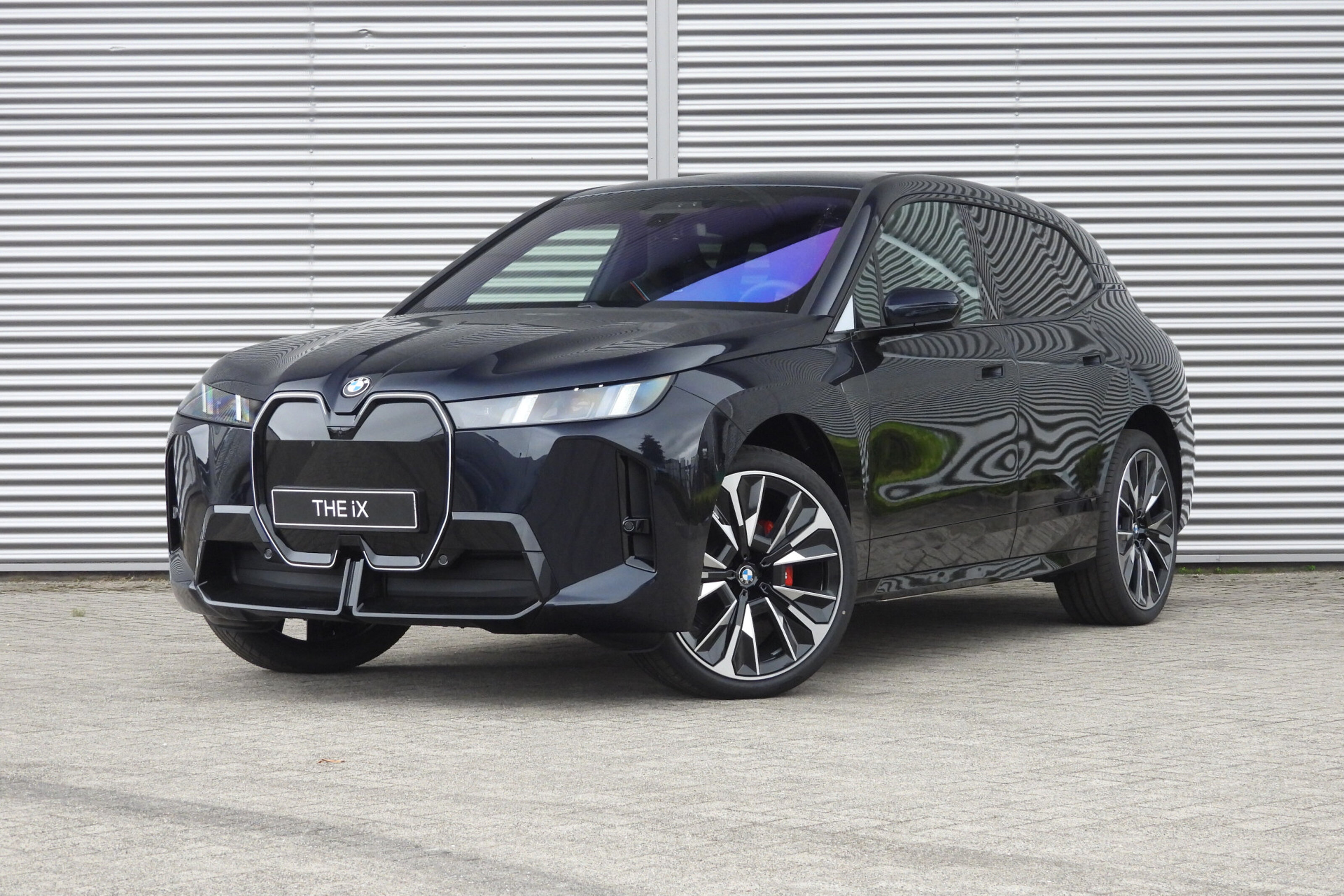 BMW iX xDrive60