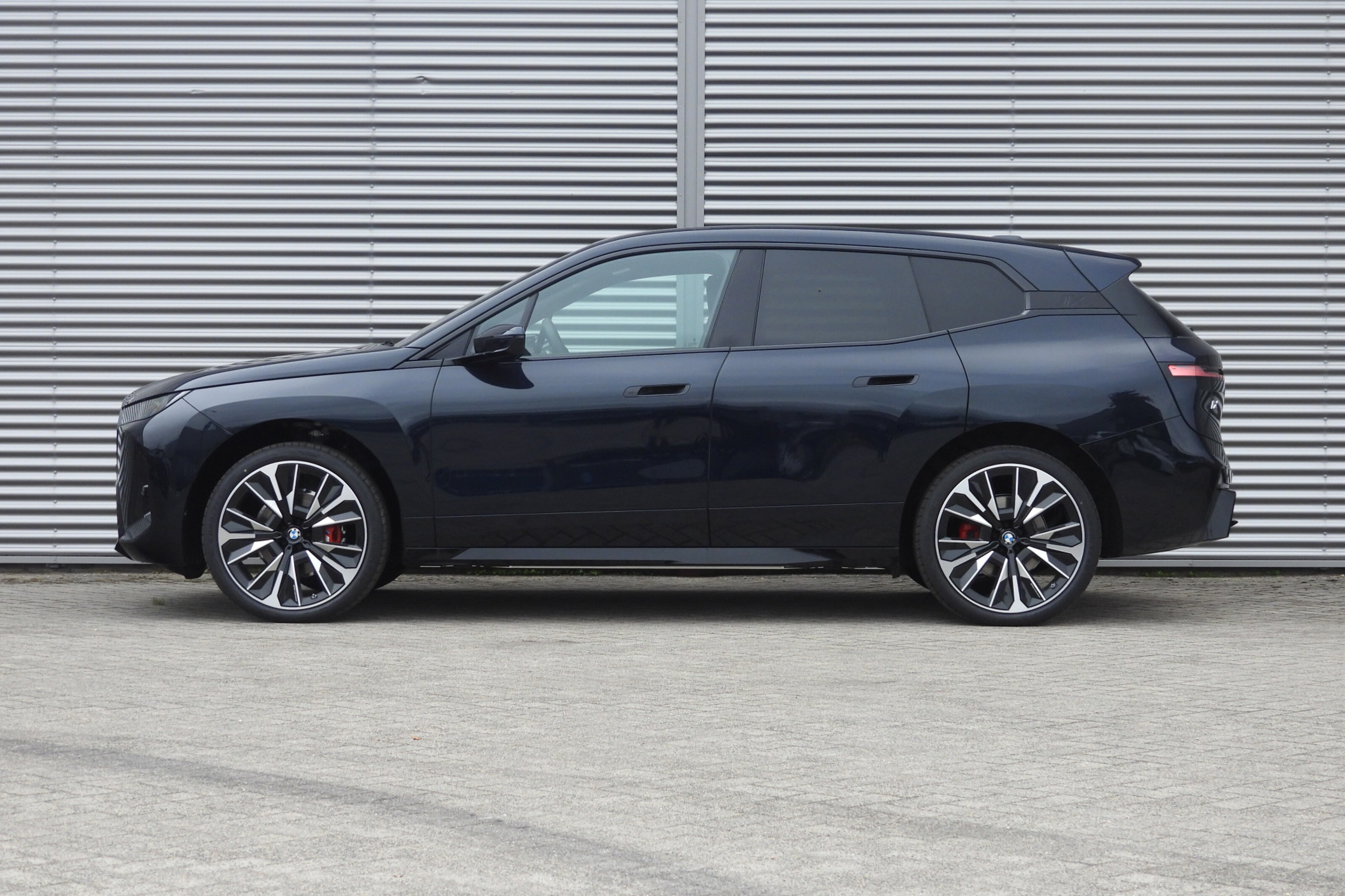 BMW iX xDrive60